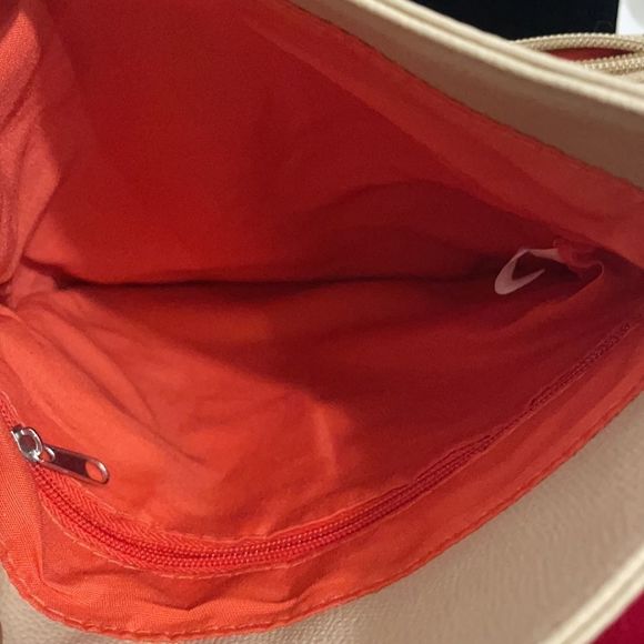 Lane Bryant faux leather clutch - Picture 3 of 8